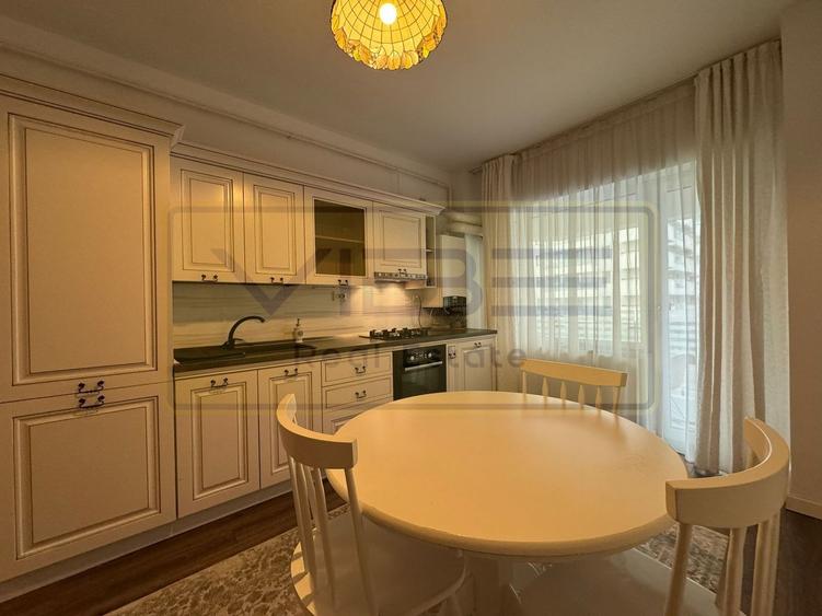 Apartament cu 2 camere semidecomandat, mobilat în Copou