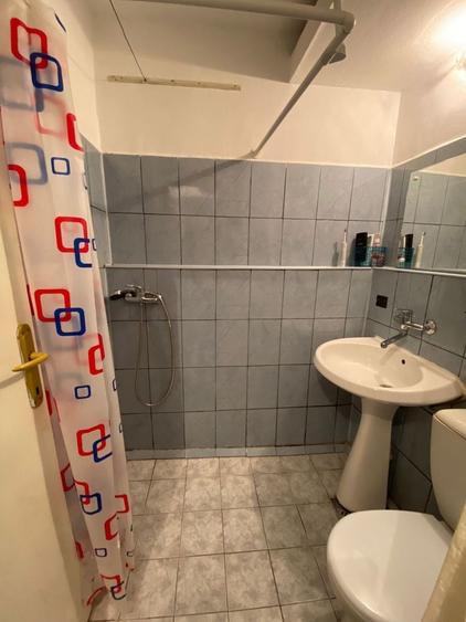Garsonieră decomandată în Complex Studențesc