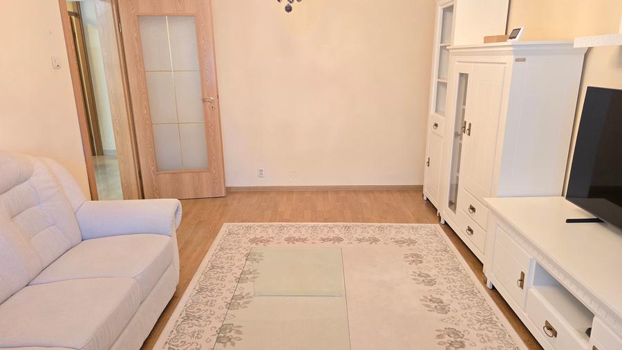 Apartament cu 3 camere decomandat în Ultracentral