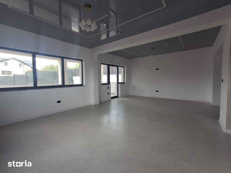 Casă cu 5 camere cu Teren 477 Mp în Bârnova