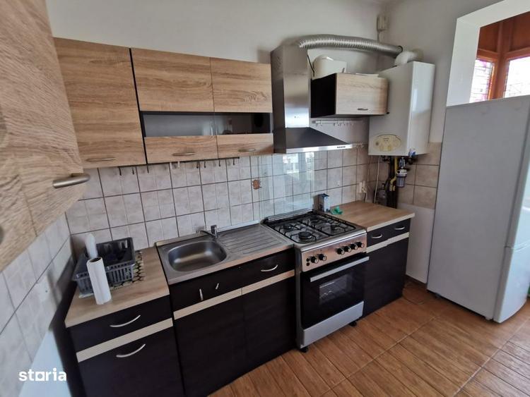 Apartament cu 3 camere decomandat în Sânandrei