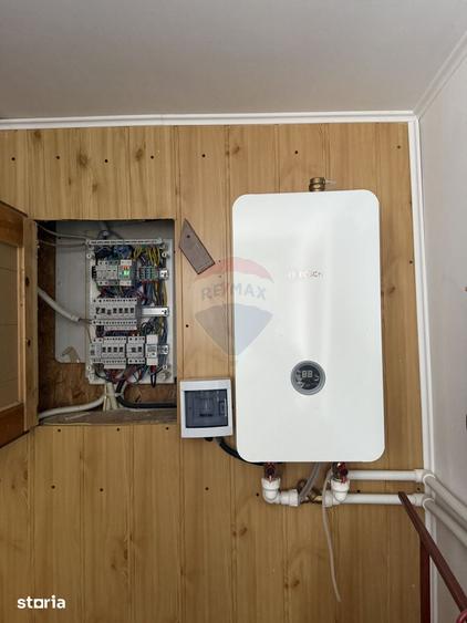 Casă cu 5 camere cu Teren 3344 Mp în Țifești