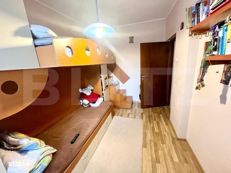 Apartament cu 3 camere semidecomandat în Ultracentral