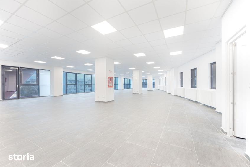 Spațiu comercial, de 250 mp, în Baicului