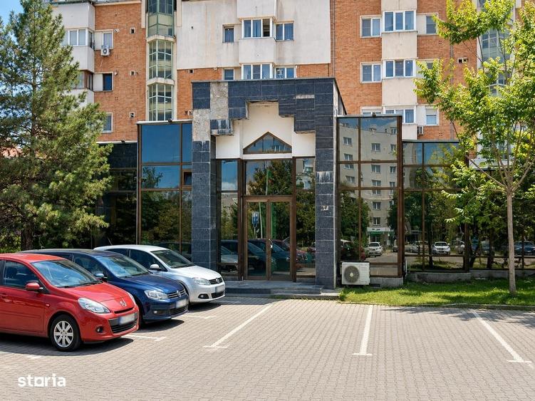 Spațiu comercial, de 600 mp, în 9 Mai