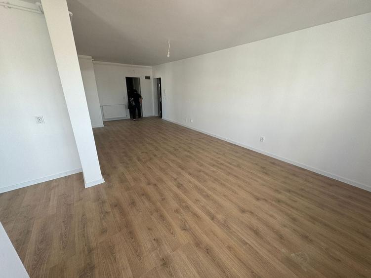 Apartament cu 2 camere decomandat în Sud