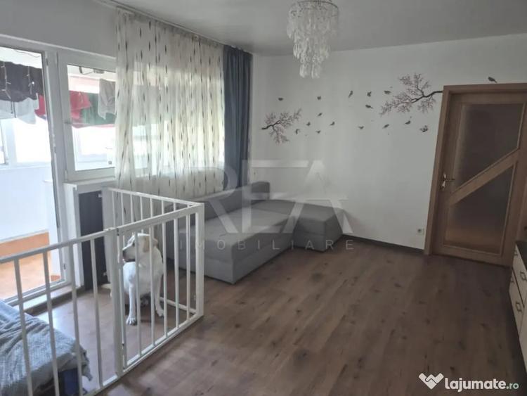 Apartament cu 3 camere semidecomandat în Colentina