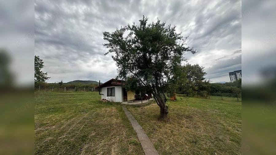 Teren de 1488 mp, în Nord