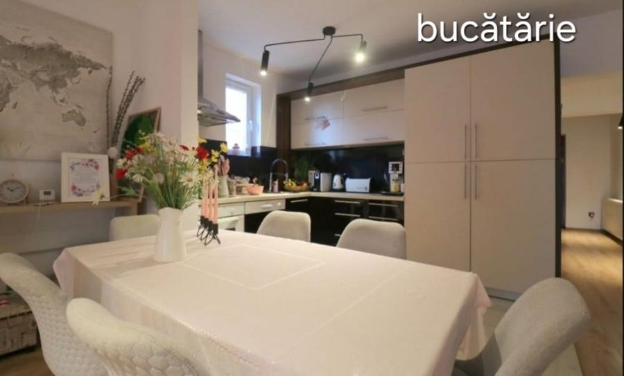 Casă individuală cu 5 camere cu Teren 580 Mp în Dumbrăvița