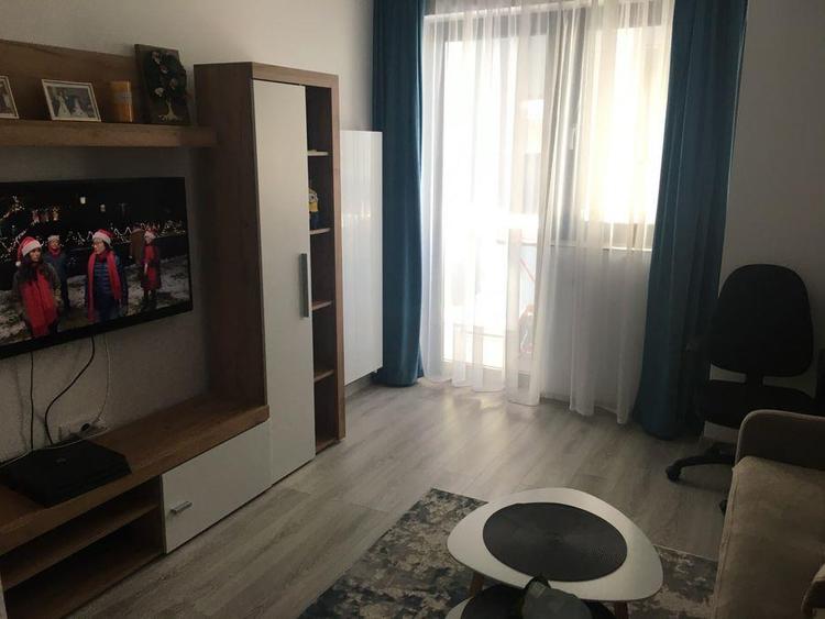 Apartament cu 2 camere decomandat, mobilat în Valea Adâncă