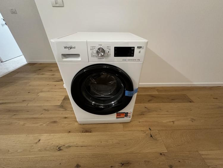 Apartament cu 2 camere, mobilat în Central