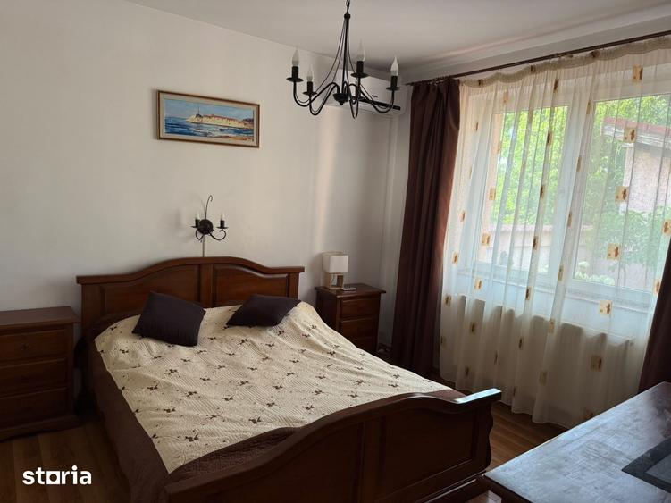 Casă cu 4 camere cu Teren 690 Mp în Sântandrei
