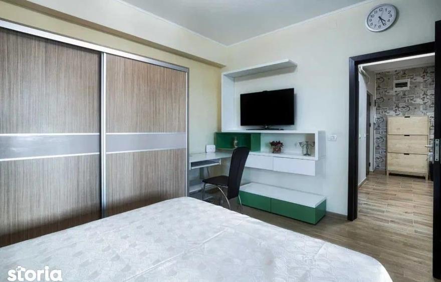 Apartament cu 2 camere decomandat în Delfinariu