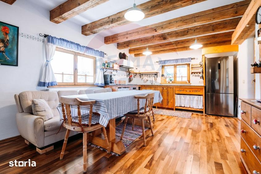 Casă cu 5 camere cu Teren 550 Mp în Ciurila