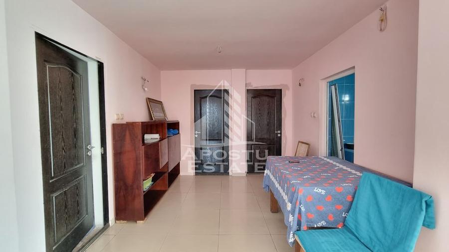 Casa individuala situata in zona Mehala - 15
