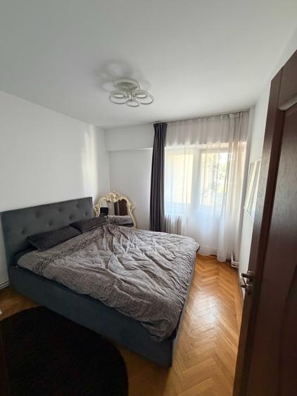 Apartament cu 3 camere decomandat în Ultracentral