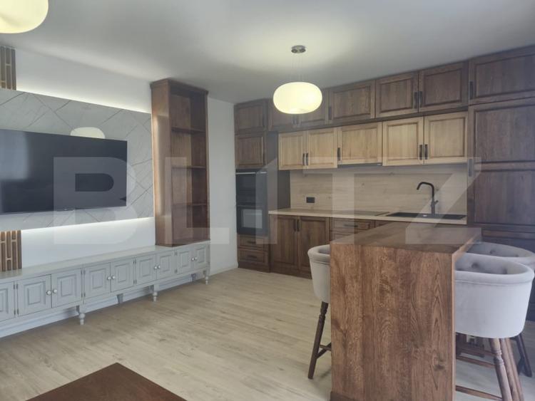 Apartament cu 2 camere decomandat, mobilat în Cetate