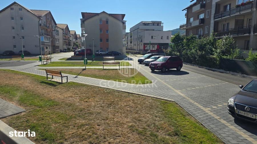 Spațiu comercial, de 188.6 mp, în Florești