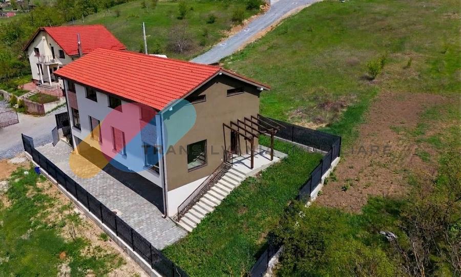 Duplex cu 4 camere cu Canalizare în Iris