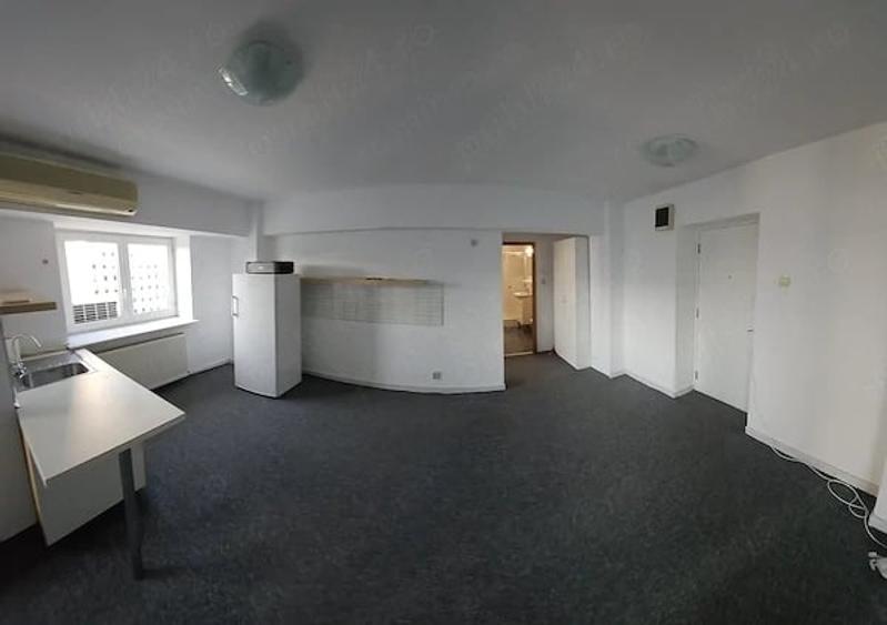 Apartament cu 2 camere decomandat în Titulescu