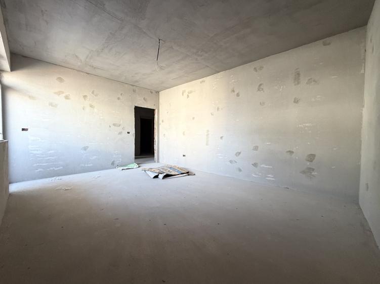 Apartament cu 2 camere decomandat în Giroc