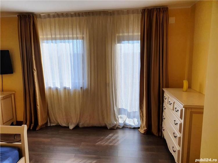 Casă cu 7 camere cu Teren 415 Mp în Găneasa