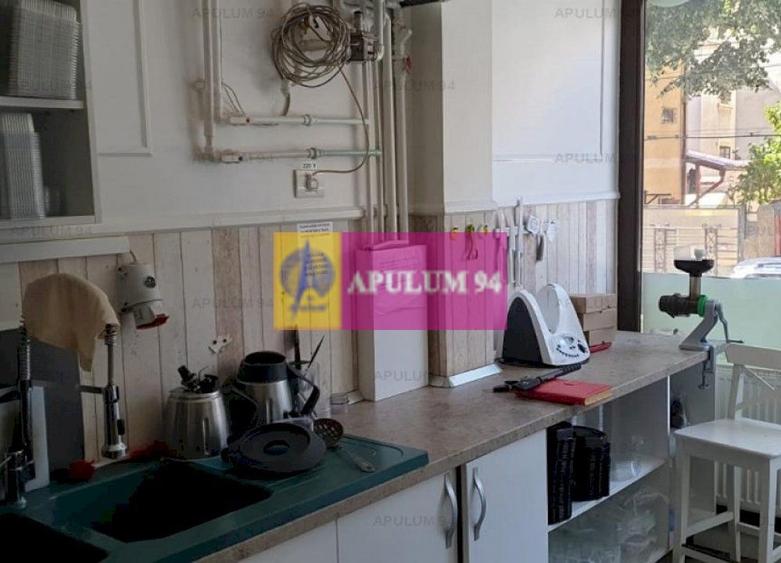 Spațiu comercial, de 50 mp, în Moșilor