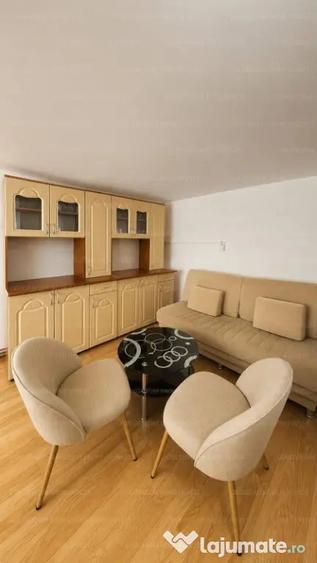 Casă cu 4 camere cu Teren 723 Mp în Central