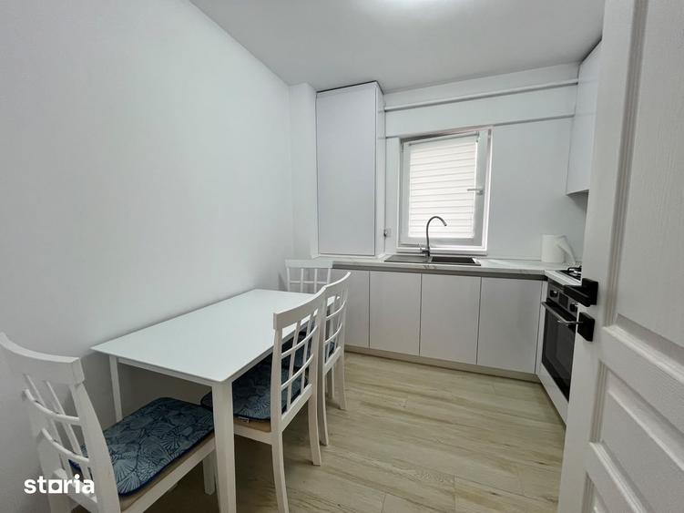 Apartament cu 2 camere decomandat în Nicolina