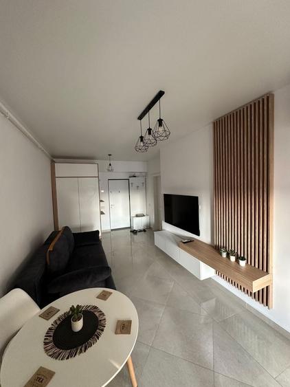 Apartament cu 2 camere semidecomandat în Central
