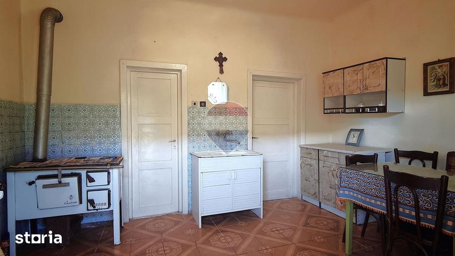 Casă cu 3 camere cu Teren 2594 Mp în Blăjel