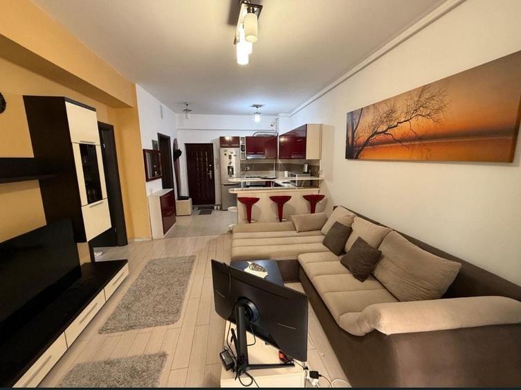 Apartament cu 2 camere decomandat în Exterior Vest