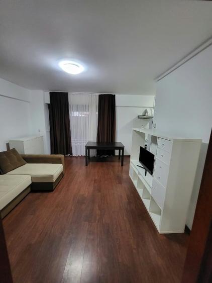 Apartament cu 2 camere semidecomandat, mobilat în Gorjului