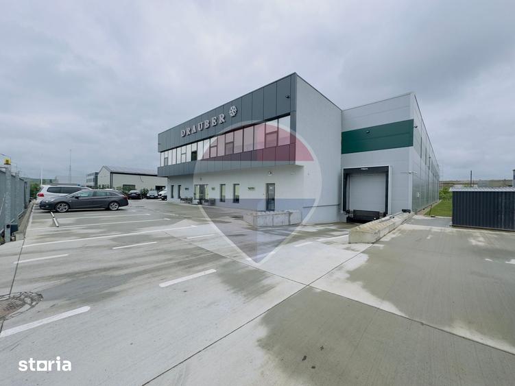 Spațiu comercial, de 2,000 mp, în Vest