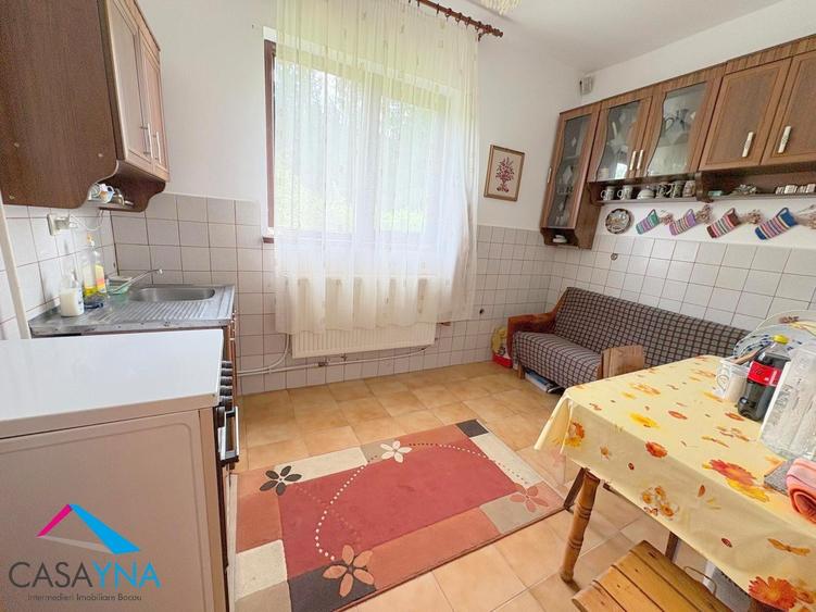 Casă individuală cu 5 camere cu Garaj în Luncani