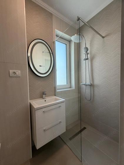 Casă cu 3 camere cu Teren 320 Mp în Central