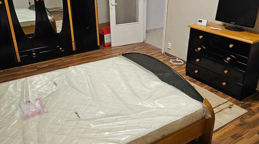 Apartament cu 2 camere decomandat în Baba-Dochia