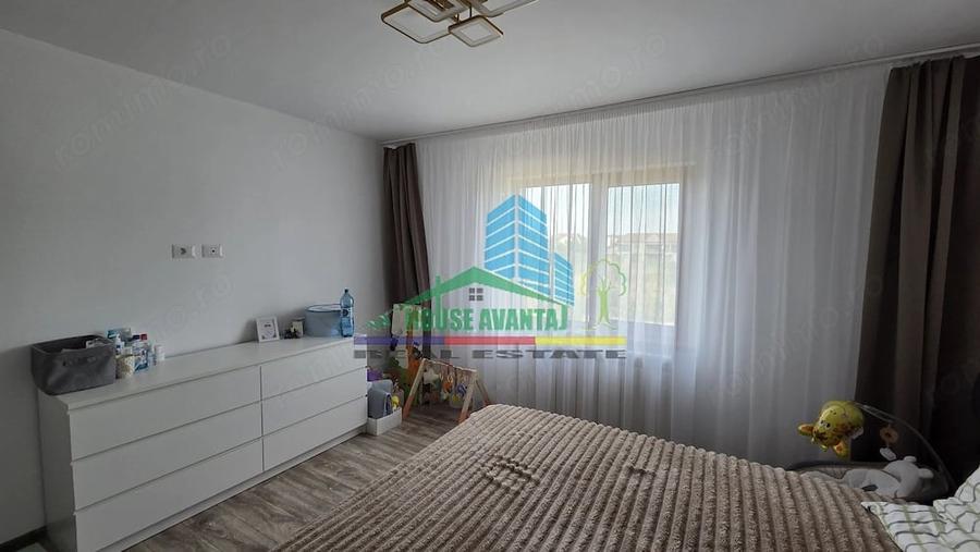 Apartament cu 4 camere decomandat în Vânători