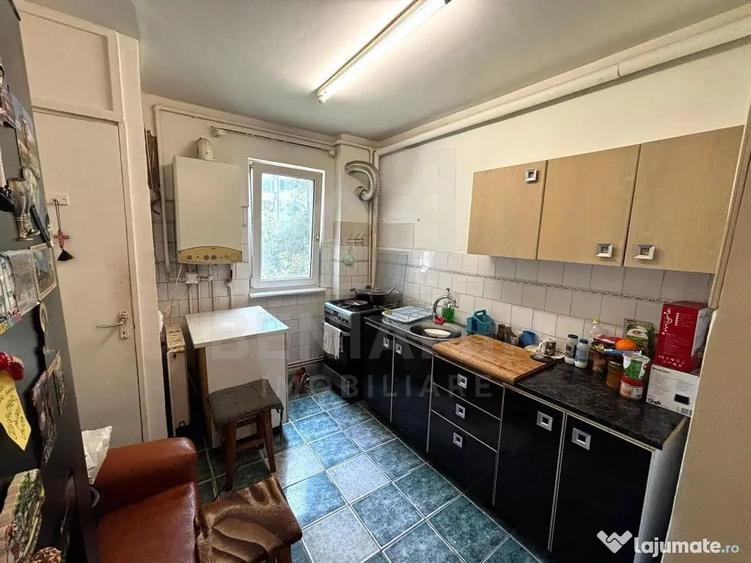 Apartament cu 2 camere semidecomandat în Central