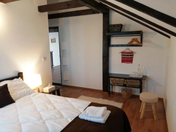 Casă cu 6 camere cu Teren 420 Mp în Paltin