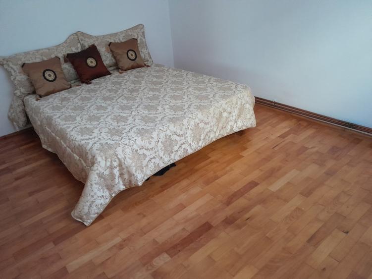 Casă de vânzare în Târgoviște – Micro 3 | 160 mp utili | 433 mp teren | Două apa - 7