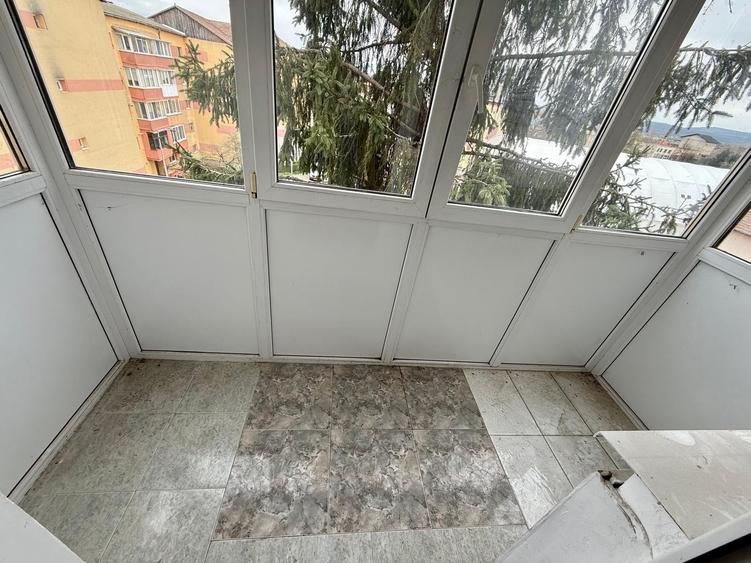 Apartament cu 3 camere, decomandat, Cetate, pret 79.000 - 7