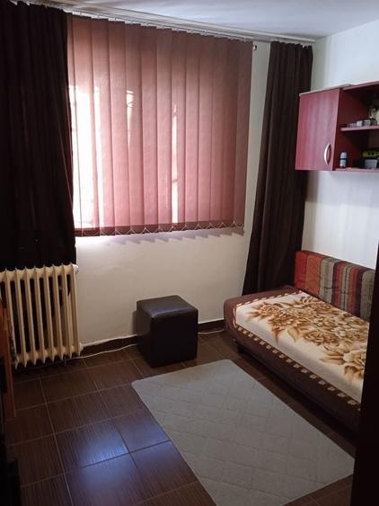Apartament cu 3 camere semidecomandat în Nicolae Grigorescu