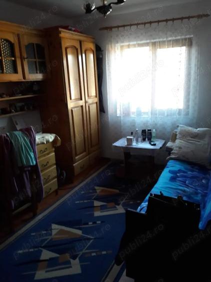Apartament cu 4 camere decomandat în Vama