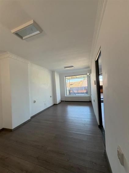 Casă individuală cu 5 camere cu Canalizare în Gheorgheni