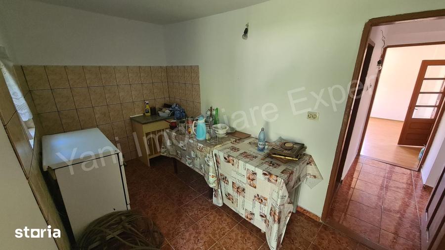 Casă cu 3 camere cu Teren 2401 Mp în Ciofrângeni