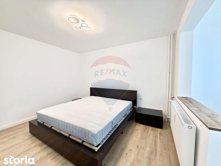 Apartament cu 3 camere decomandat, mobilat în Titan