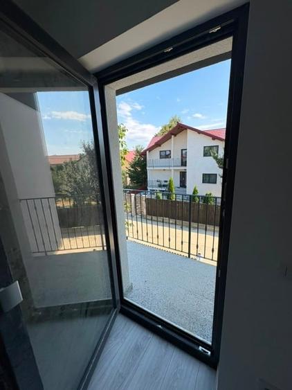 Casă individuală cu 3 camere cu Canalizare în Șerbănești