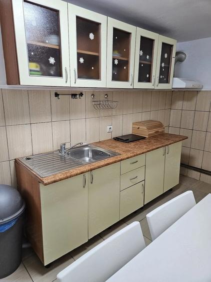 Casă cu 4 camere cu Teren 1000 Mp în Odobești