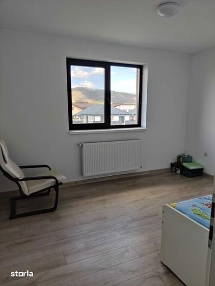 Inchiriez casa tip duplex - 6